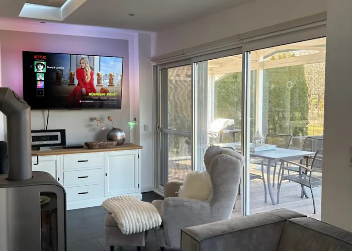 Schoenes Unterhalb Der Wasserkuppe *