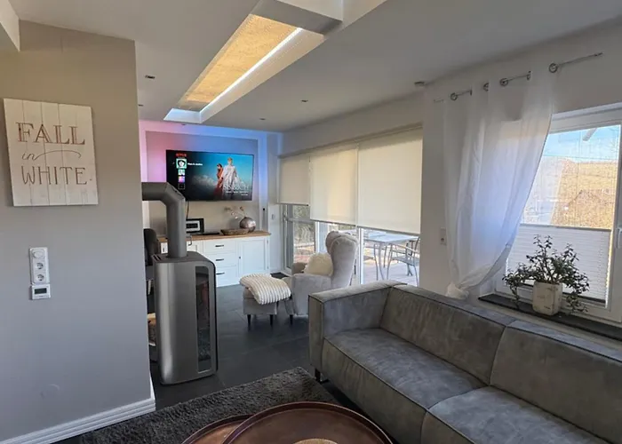 Schoenes Unterhalb Der Wasserkuppe