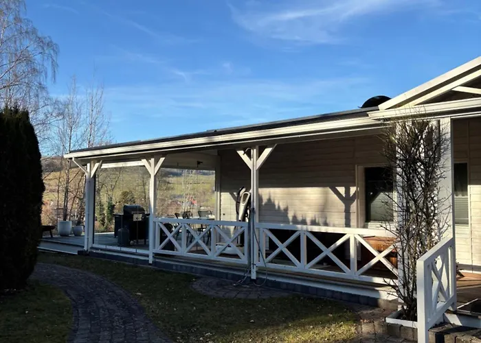 Schoenes Unterhalb Der Wasserkuppe *